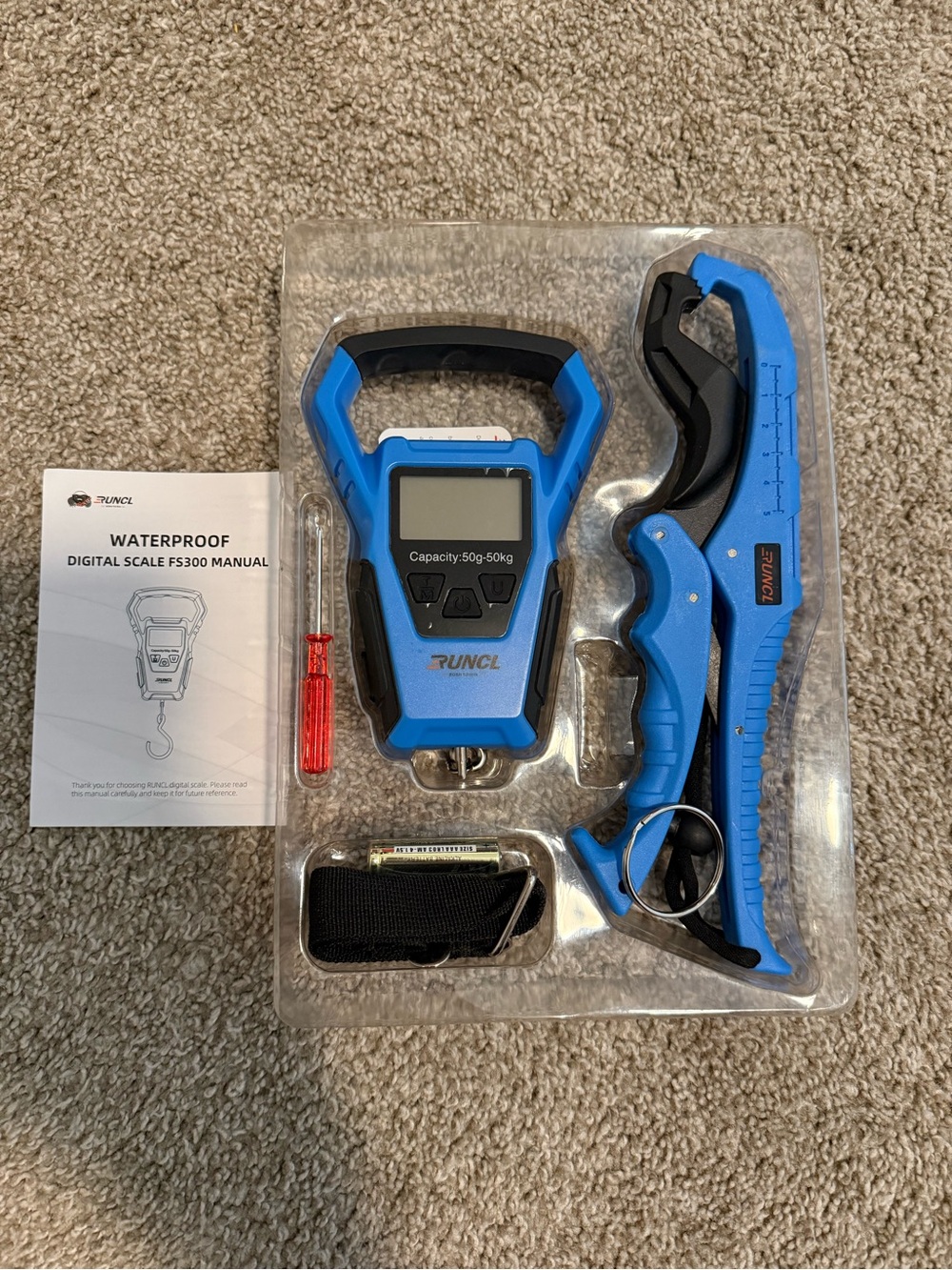 Blue Waterproof Digital Hanging Scale & Fish Gripper Kit. Outdoors, Fishing